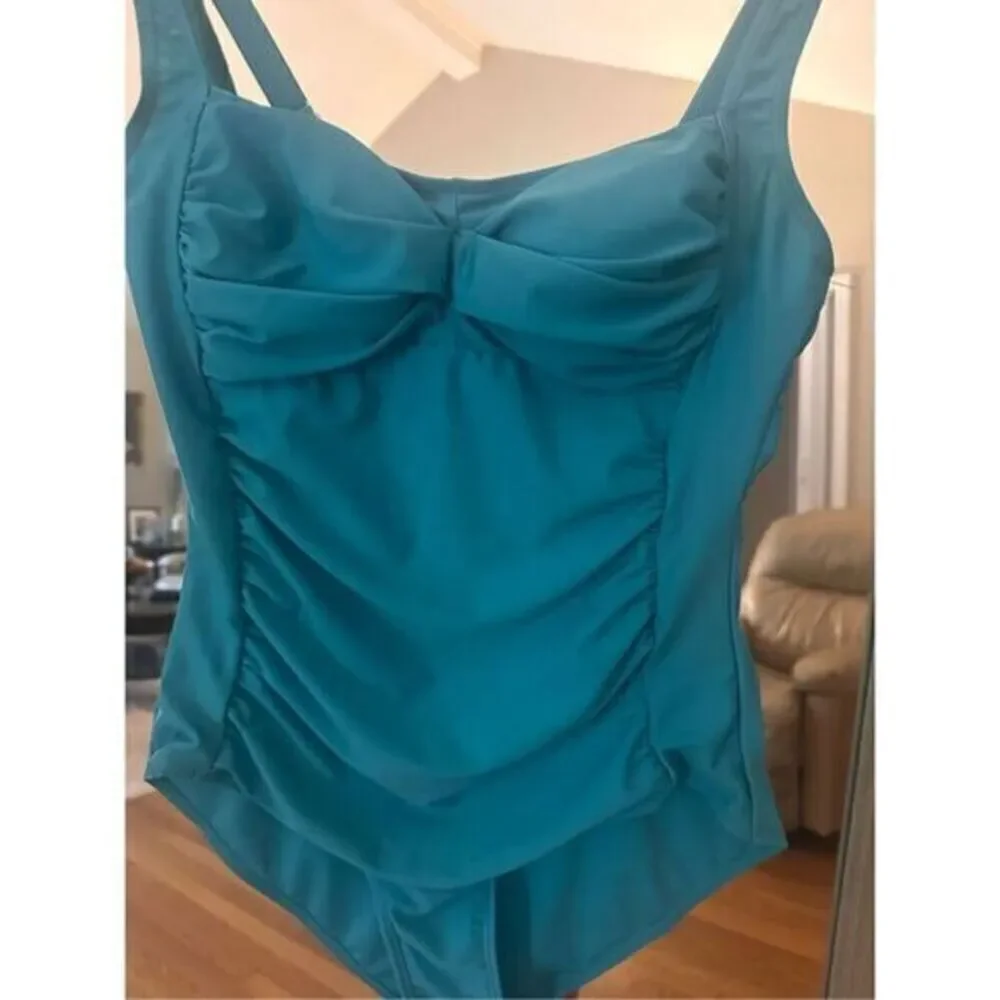 Beach‎ Party Size 10 One Piece